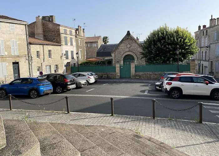 Chez Jean-Yves Et Zoe - La Boheme - Au Calme, Tres Propre, Proche Parkings